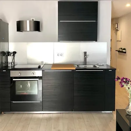 Cabernet Sauvignon Apartment. Surf *