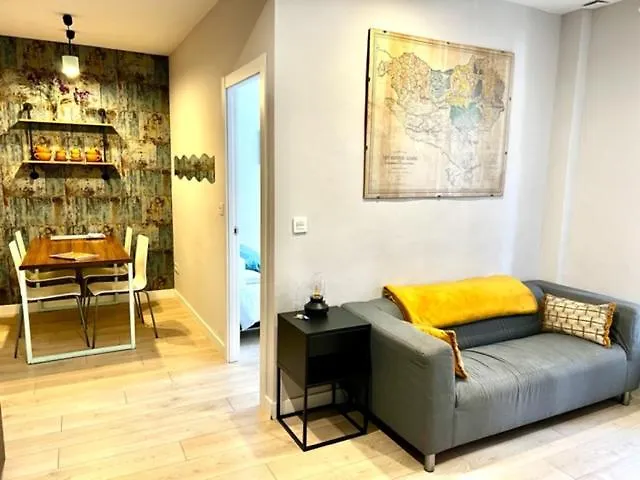 Cabernet Sauvignon Apartment. Surf 아파트