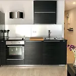 Cabernet Sauvignon Apartment. Surf *