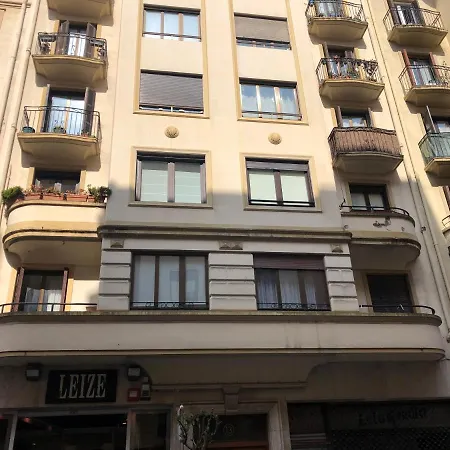 Cabernet Sauvignon Apartment. Surf * San Sebastian